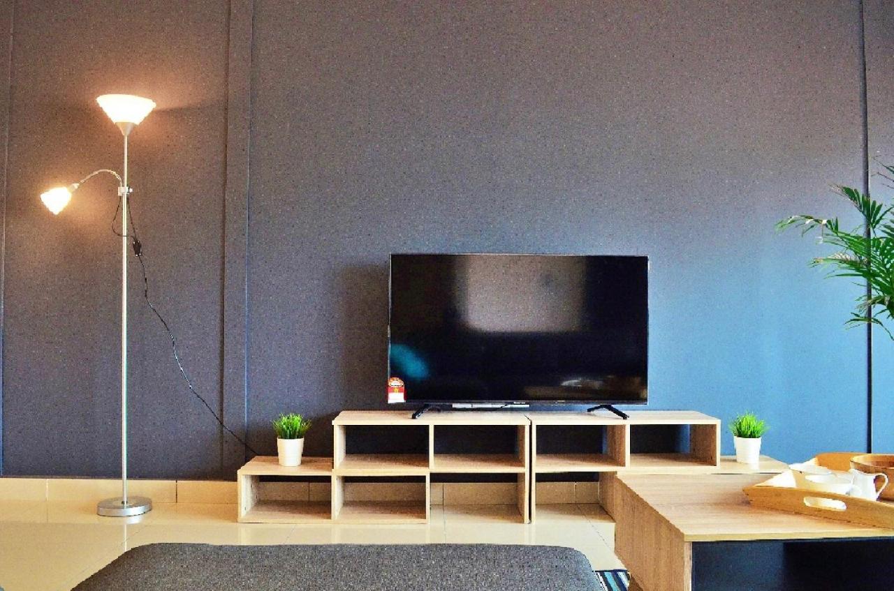 Desaru Cosy Homestay - Near Waterpark, Beach, Rapid -Wifi, Tvbox, Steamboat, Bbq Available Екстер'єр фото