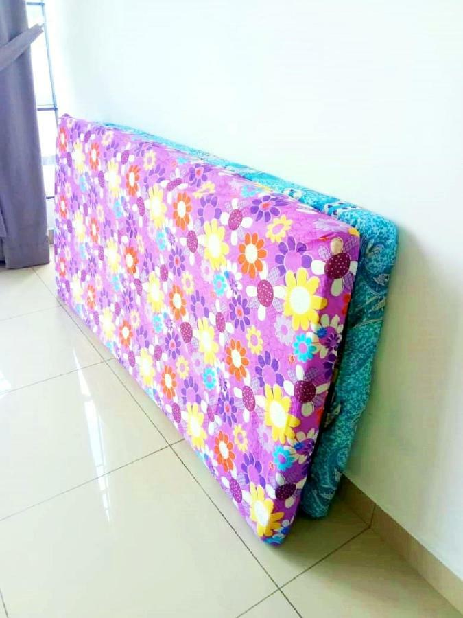 Desaru Cosy Homestay - Near Waterpark, Beach, Rapid -Wifi, Tvbox, Steamboat, Bbq Available Екстер'єр фото