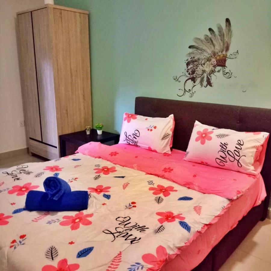 Desaru Cosy Homestay - Near Waterpark, Beach, Rapid -Wifi, Tvbox, Steamboat, Bbq Available Екстер'єр фото